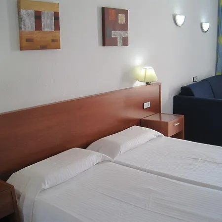 Otel Caserio 4*