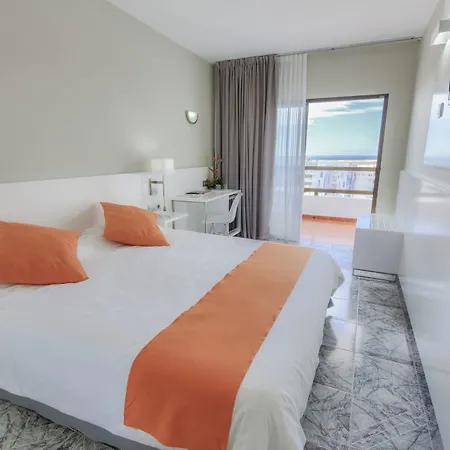 Otel Caserio 4*